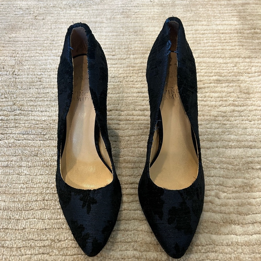 Textured Vince Camuto heels